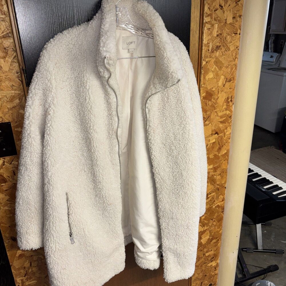Loft White Sherpa Coat Women’s Xl